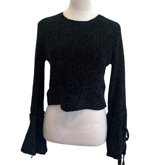 Lovers + Friends Black Knit Sweater - Picture 2 of 9